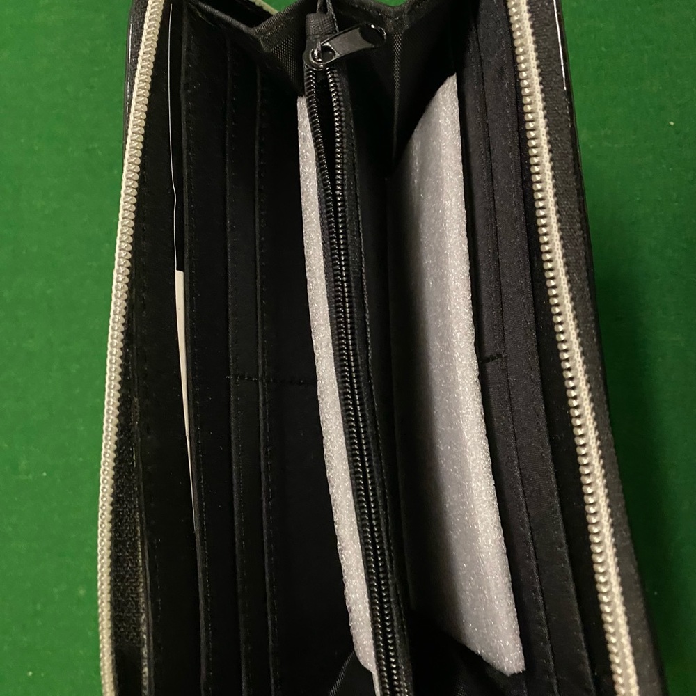 Conrad Collection Wallet - Picture 4 of 4